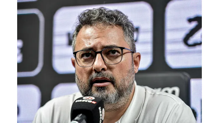 Vasco define nova prioridade e avisa Mattos. Foto: Thiago Ribeiro/AGIF