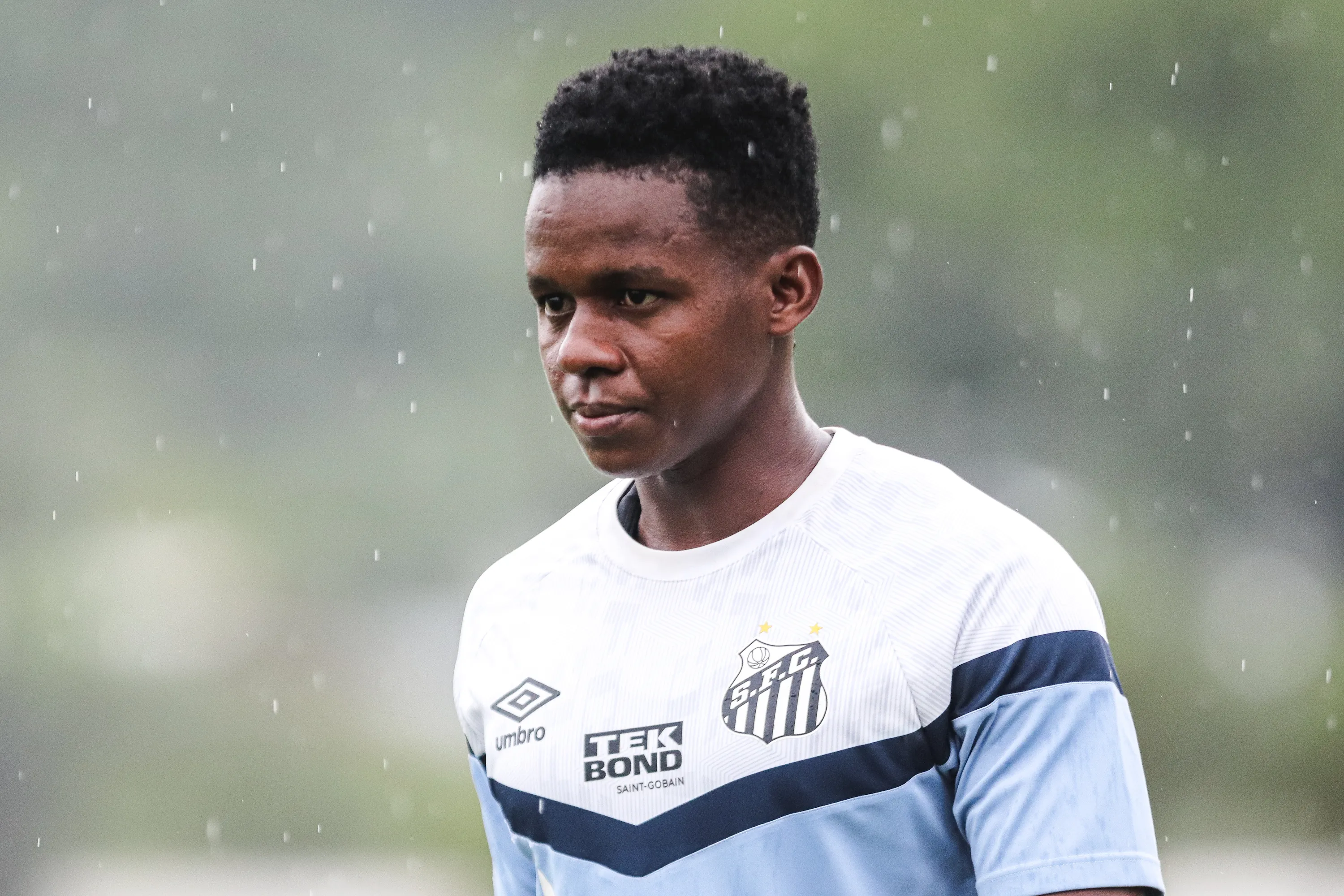 Cazares chegou ao Santos nesta temporada - Foto: Reinaldo Campos/AGIF