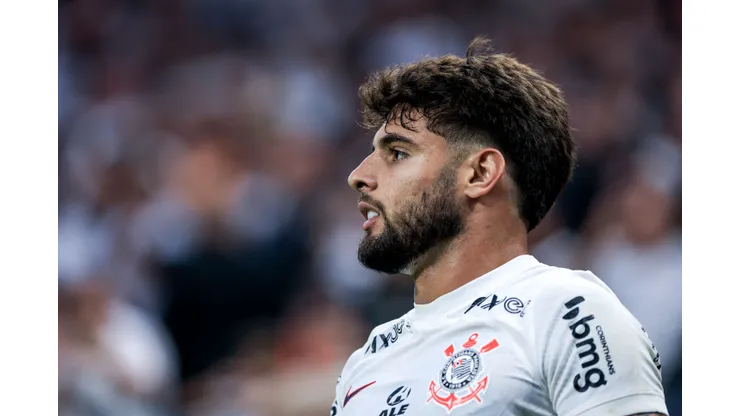 Yuri durante partida pelo Corinthians. Foto: Marcello Zambrana/AGIF