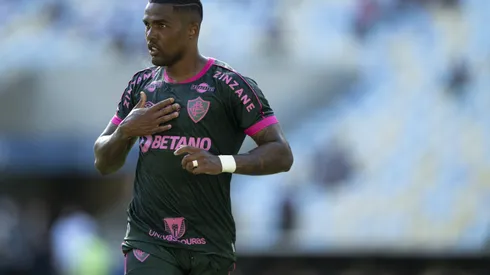 RJ - RIO DE JANEIRO - 17/02/2024 - CARIOCA 2024, MADUREIRA X FLUMINENSE - Douglas Costa jogador do Fluminense durante partida contra o Madureira no estadio Maracana pelo campeonato Carioca 2024. Foto: Jorge Rodrigues/AGIF