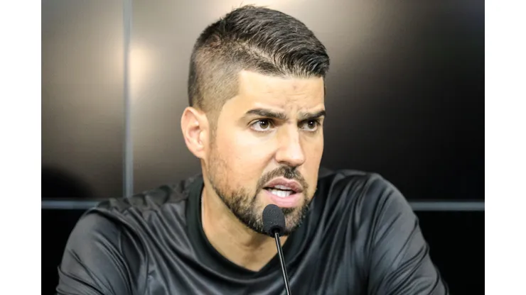 Antonio Oliveira durante entrevista coletiva apos a partida contra o Criciuma no estadio Couto Pereira pelo campeonato Copa do Brasil 2023. Foto: Robson Mafra/AGIF
