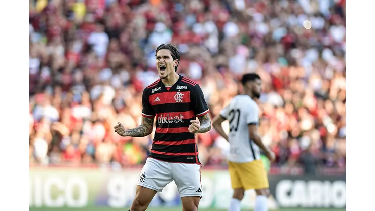 Pedro foi o grande nome do Flamengo na na goleada sobre o Bangu - Foto: Thiago Ribeiro/AGIF