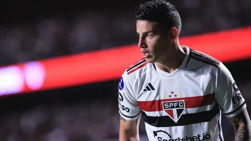 James não estreou ainda nesta temporada. Foto: Ettore Chiereguini/AGIF