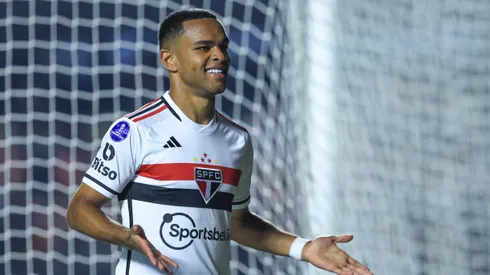 Juan é criticado pela torcida do São Paulo. Foto: Marcello Zambrana/AGIF