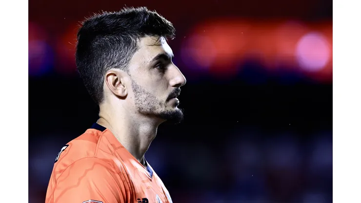 Rafael goleiro do São Paulo durante partida contra o Santos no estadio Morumbi pelo campeonato Paulista 2024. Foto: Marcello Zambrana/AGIF