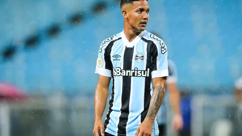 Jhonata Robert jogador do Grêmio Foto: Pedro H. Tesch/AGIF