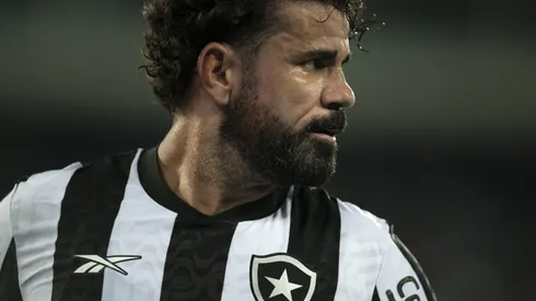 Diego Costa marcou apenas três gols em passagem pelo Botafogo. Foto: Jorge Rodrigues/AGIF