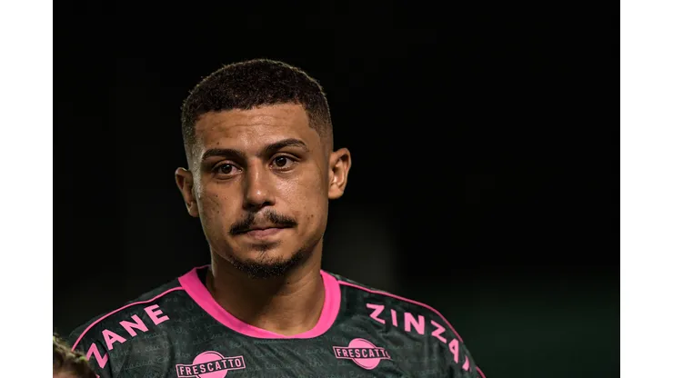 André jogador do Fluminense durante partida contra o Bangu no estadio Luso Brasileiro pelo campeonato Carioca 2024. Foto: Thiago Ribeiro/AGIF