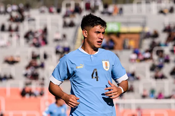 . (Photo by Marcio Machado/Eurasia Sport Images/Getty Images) – Mateo Pinte na Seleção do Uruguai sub-20