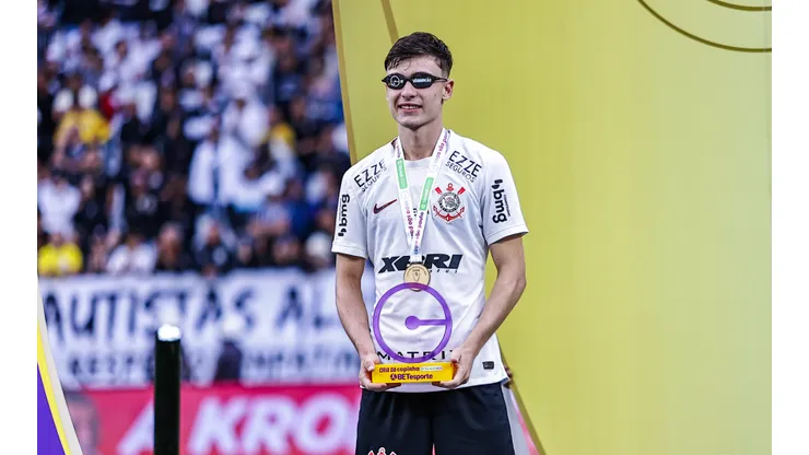 Foto: Fabio Giannelli/AGIF - Breno Bidon tem situação exposta no Corinthians.