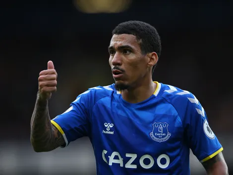 Vasco faz 'ligação', tenta atravessar o Botafogo por Allan e recebe resposta