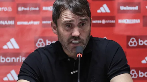 Eduardo Coudet técnico do Internacional durante entrevista coletiva apos a partida contra o Athletico-PR no estadio Arena da Baixada pelo campeonato Brasileiro A 2023. Foto: Robson Mafra/AGIF