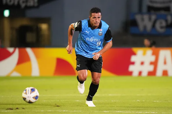 Leandro Damião no Kawasaki Frontale, do Japão em 2023 – (Photo by Etsuo Hara/Getty Images)