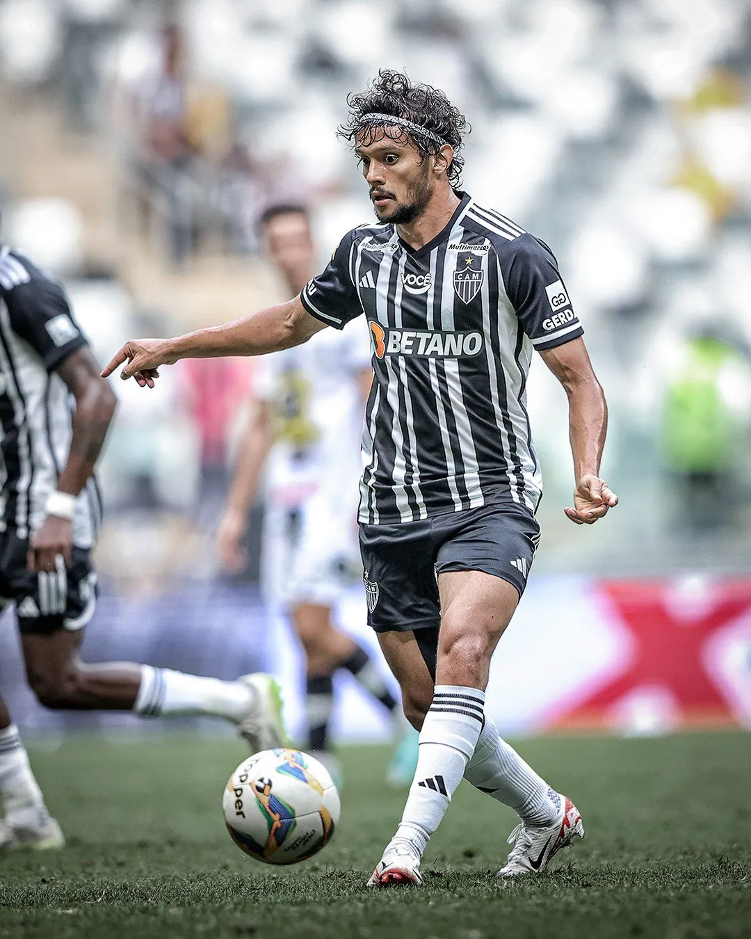 Gustao Scarpa em ação pelo Atlético-MG – Foto: Twitter/Atlético-MG