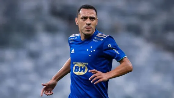 Rômulo em ação pelo Cruzeiro – Foto: Bruno Haddad/Cruzeiro EC