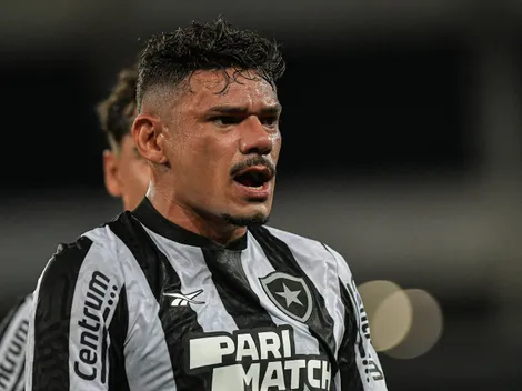 Botafogo veta Grêmio após interesse de Renato Gaúcho em Tiquinho