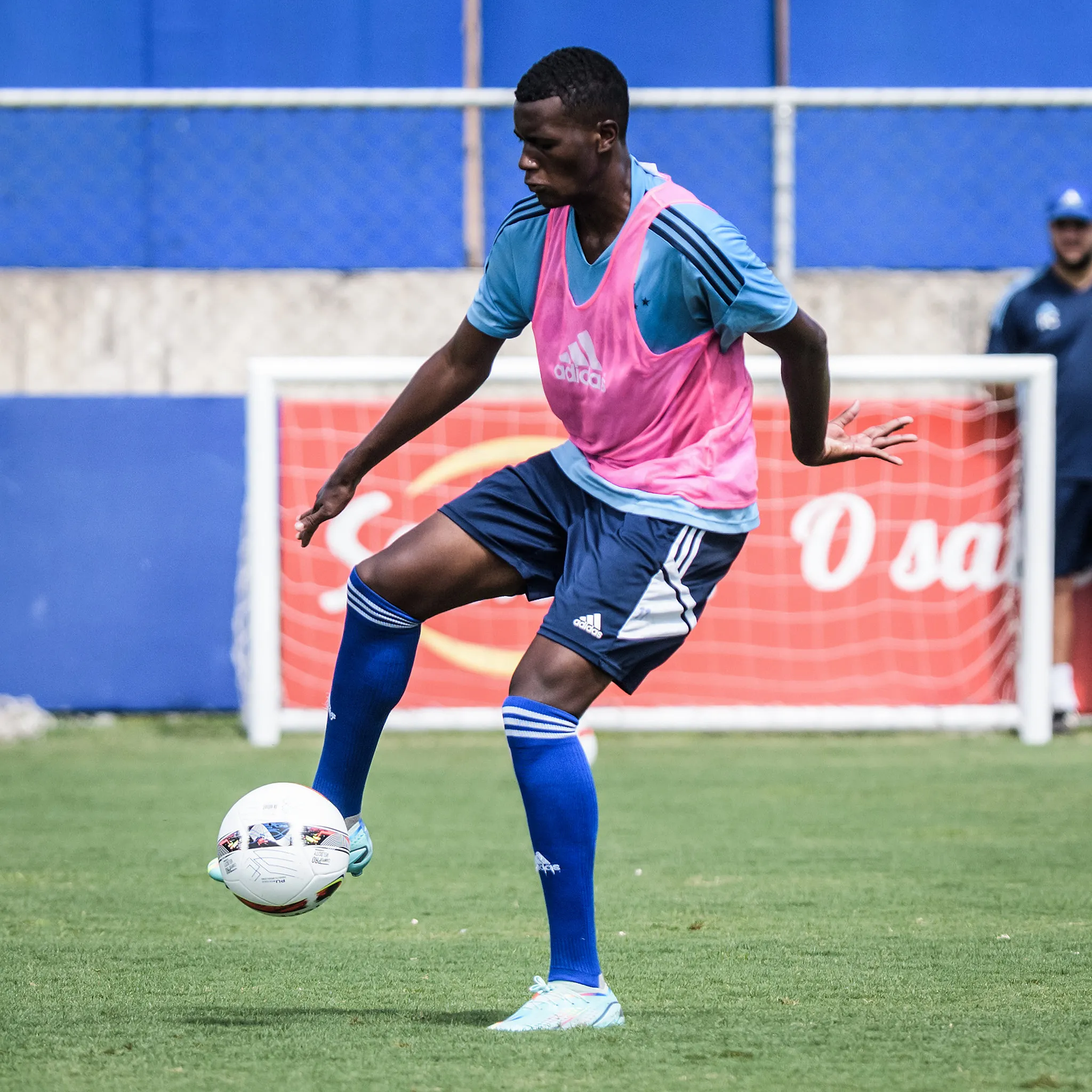 Foto: Gustavo Aleixo/Cruzeiro – Bruno Alves em treinamento no Cruzeiro.