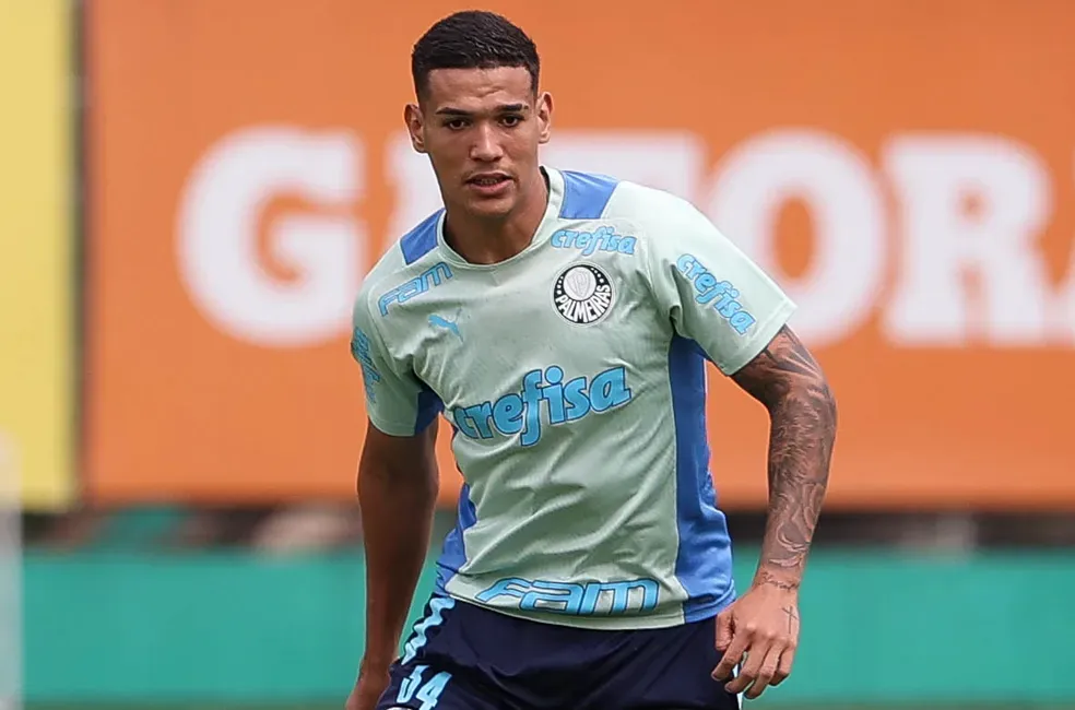 Naves, zagueiro do Palmeiras – Foto: Cesar Greco/ Palmeiras / By Canon