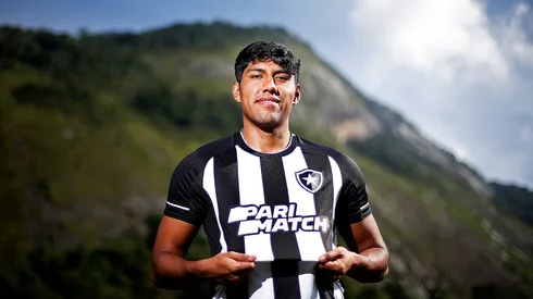 Segovia foi devolvido ao Botafogo. Foto: Vitor Silva/Botafogo