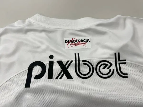 Camisa do Corinthians – Foto: Twitter/Corinthians
