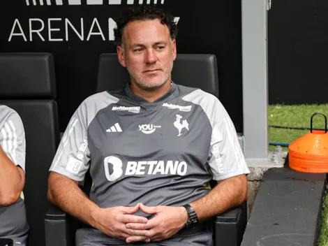 Milito causa boa impressão com direito a elogios de defensor do Atlético-MG 