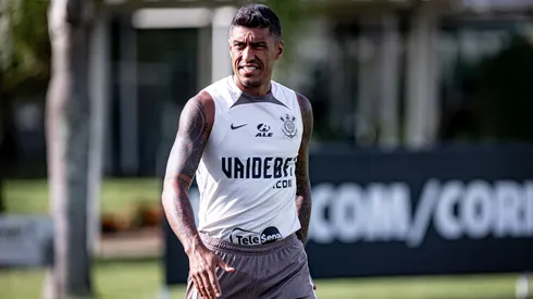 Paulinho estará a disposição de António Oliveira – Foto: Leonardo Lima/AGIF