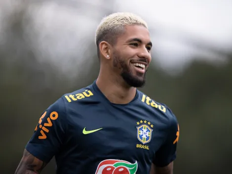 Douglas Luiz acaba com 'rival' vascaíno e atiça torcida do Vasco nas redes sociais 