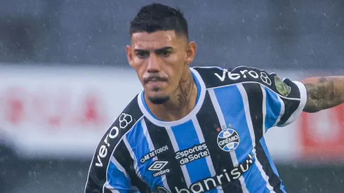Mayk jogador do Grêmio durante partida contra o Caxias no estádio Centenário pelo campeonato Gaúcho 2024. Foto: Maxi Franzoi/AGIF