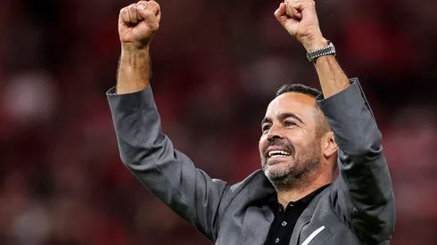 Botafogo vai pagar multa para tirar Artur Jorge do Braga