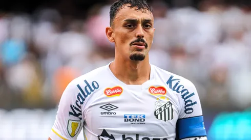 Diego Pituca é o capitão do Santos – Foto: Reinaldo Campos/AGIF