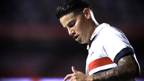 James foi reintegrado a elenco, mas segue sem espaço no São Paulo.