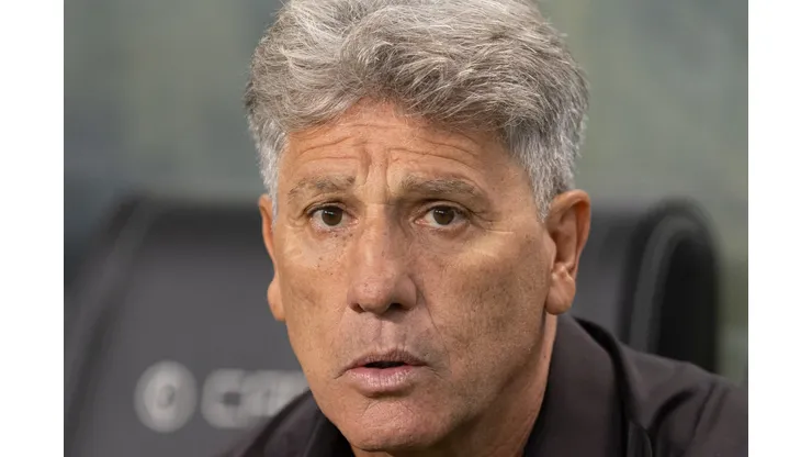 Renato Portaluppi tecnico do Gremio durante partida contra o Caxias no estadio Arena do Gremio pelo campeonato Gaucho 2024. Atleta dele foi cobrado na web. Foto: Liamara Polli/AGIF