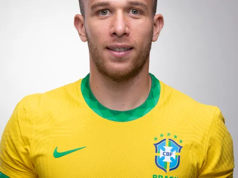 Notícia 'quente' envolvendo Arthur e o Grêmio já vazou nas redes sociais 