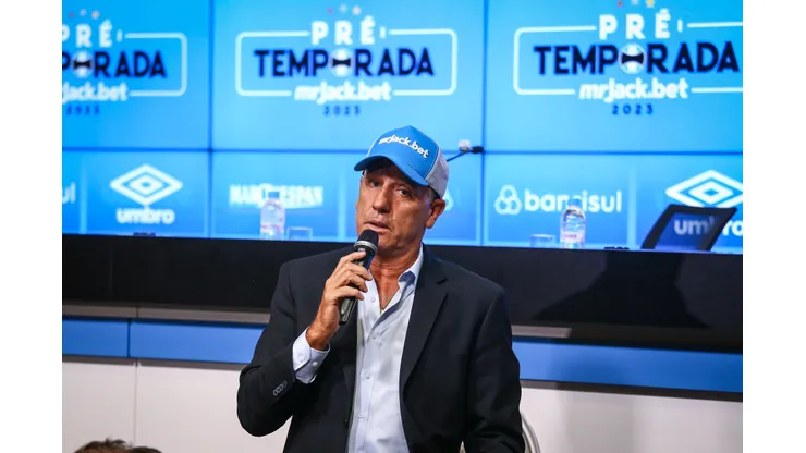 FOTO: LUCAS UEBEL/GREMIO FBPA - Renato Portaluppi durante reapresentação do elenco em 2023.