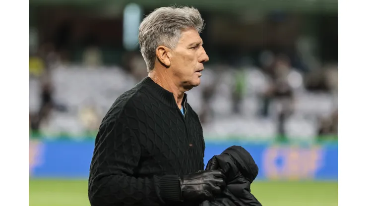 Renato Gaúcho pode ganhar reforço de peso para as fases finais do Estadual - Foto: Robson Mafra/AGIF