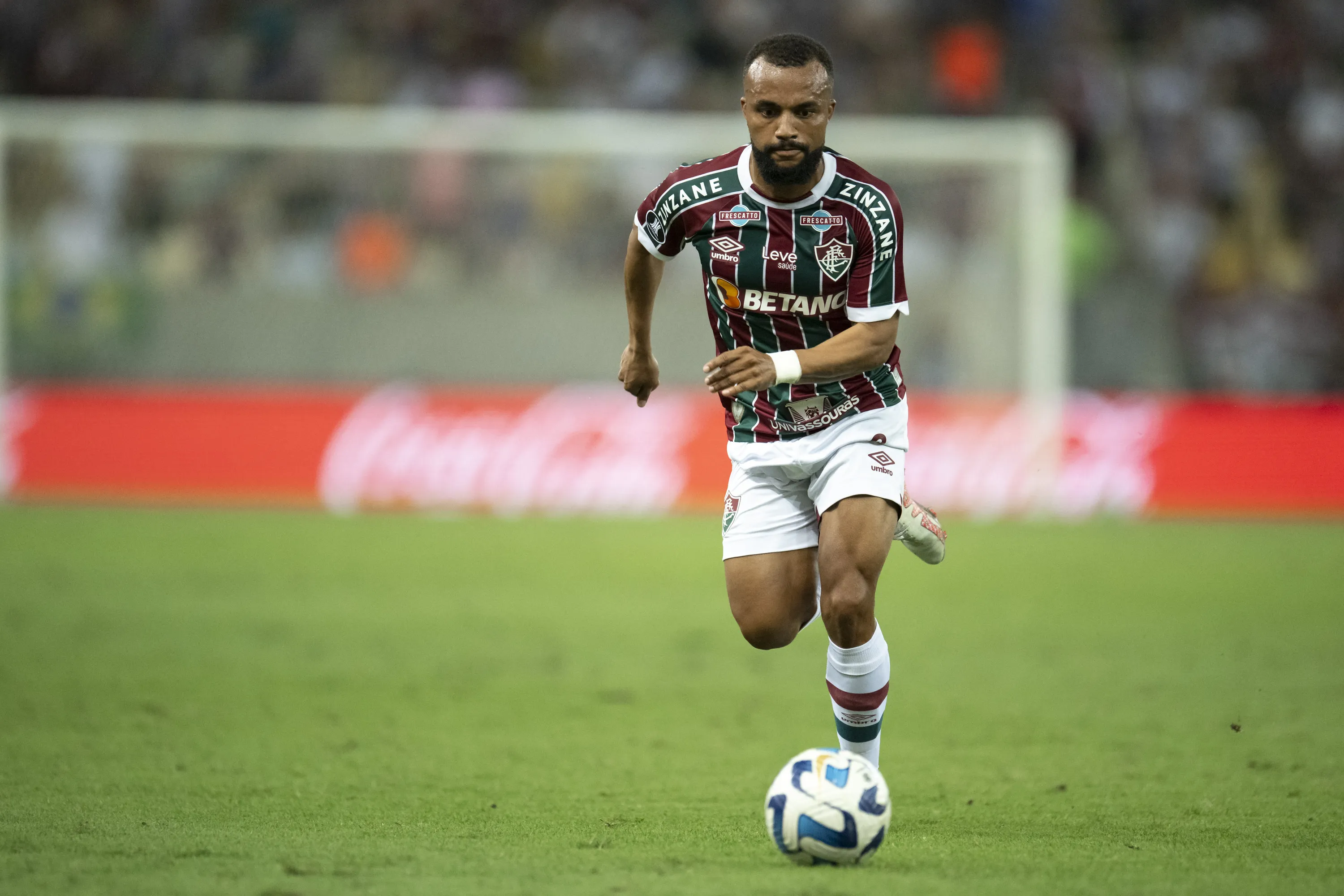 Samuel Xavier jogador do Fluminense durante partida contra o Olimpia no estadio Maracana pelo campeonato Libertadores 2023. Foto: Jorge Rodrigues/AGIF