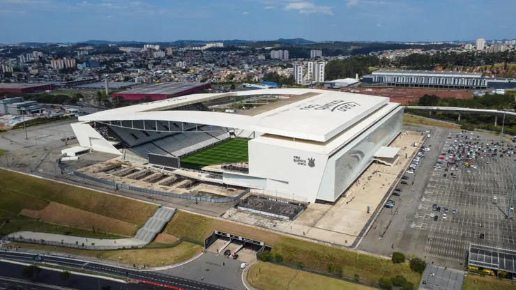 Corinthians apresentou um modelo que teria agradado a Caixa para quitar débito pela Neo Química Arena. (Photo by Ricardo Moreira/Getty Images)