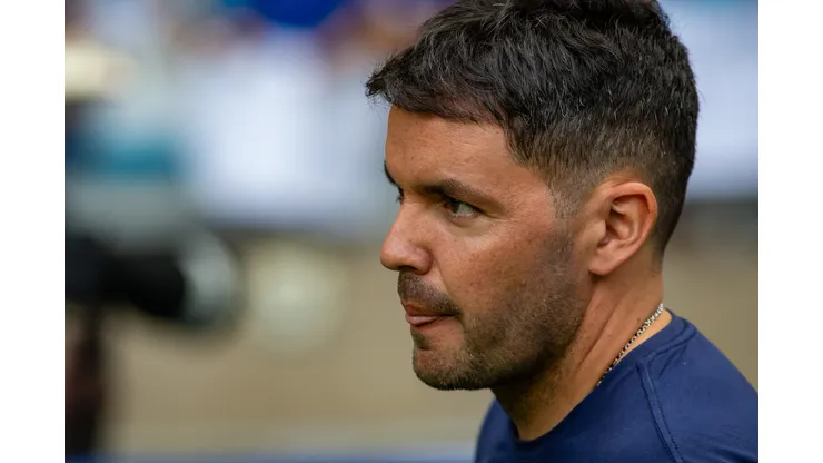 Torcedores tem cobrado o Cruzeiro pedindo mais reforços para Nicolás Larcamón.
