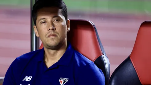 Thiago Carpini em derrota para o Novorizontino. Treinador balança no cargo – Foto: Marcello Zambrana/AGIF