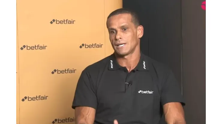 Rivaldo acredita que momento conturbado pode prejudicar o Galo. Foto: Reprodução TNT
