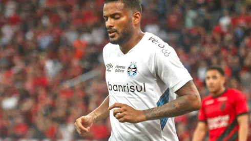 Reinaldo, jogador do Grêmio – Foto: Gabriel Machado/AGIF