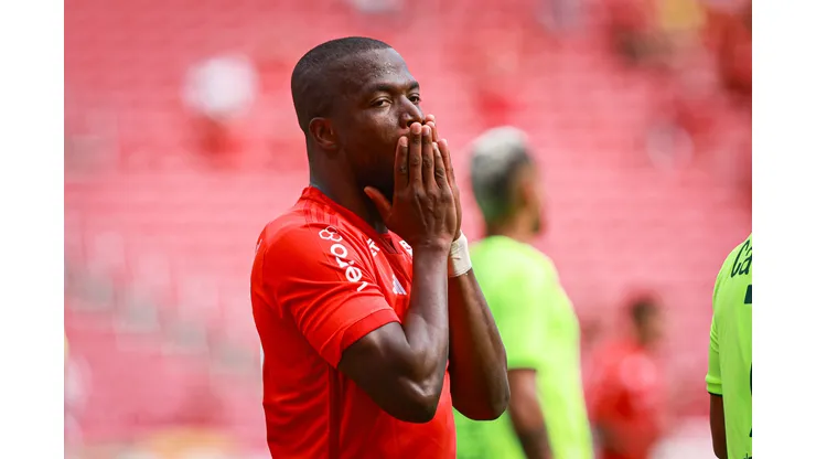 Enner Valencia jogador do Internacional lamenta durante partida contra o Ypiranga no estadio Beira-Rio pelo campeonato Gaucho 2024. Atleta pode ser baixa na Copa do Brasil. Foto: Maxi Franzoi/AGIF