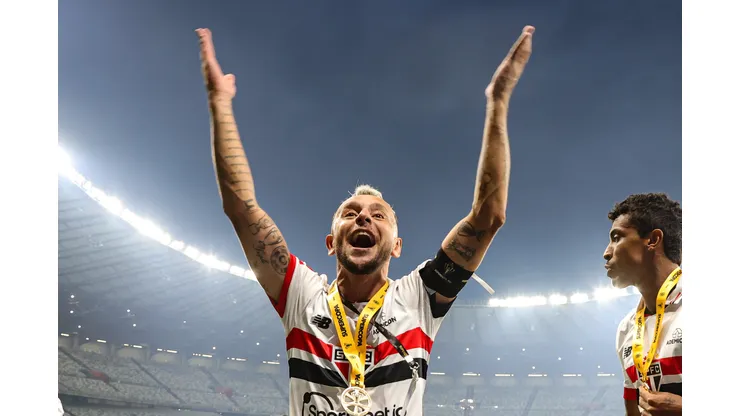 Rafinha vira assunto no São Paulo.