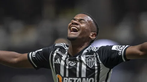 Alisson espera poder atuar em mais um clássico. Foto: Alessandra Torres/AGIF