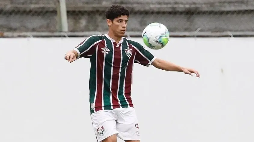 Yago Ferreira em ação pelo Sub-20 do Fluminense em 2022 Foto: Reprodução/Mailson Santana / Fluminense FC