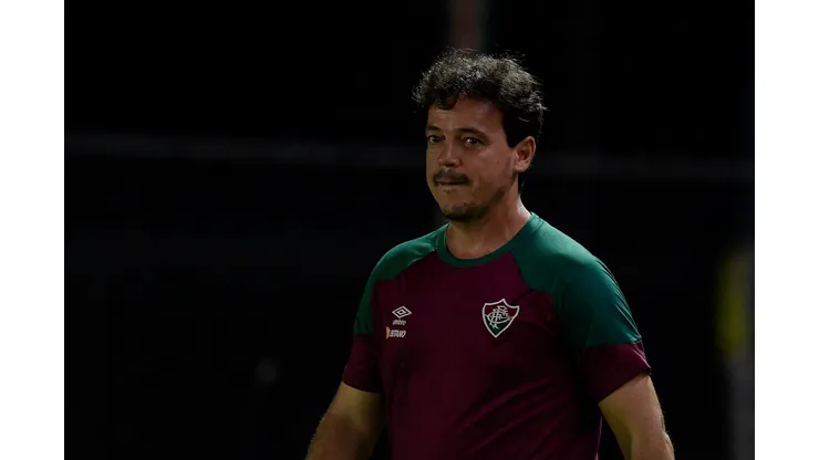 Foto: Thiago Ribeiro/AGIF - Fernando Diniz durante partida contra o Bangu no Carioca de 2024.