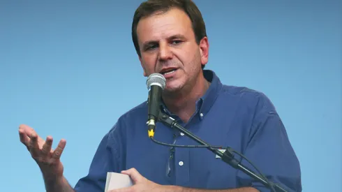 Eduardo Paes declarou apoio ao Vasco. (Photo by Mario Tama/Getty Images)