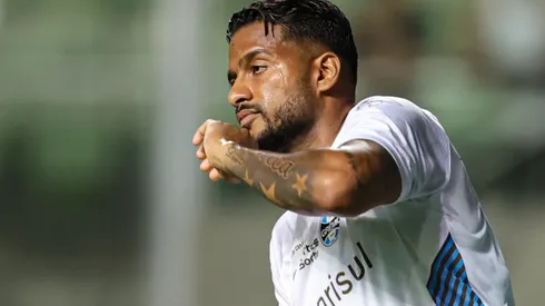 Reinaldo jogador do Gremio comemora seu gol durante partida contra o America-MG no estadio Independencia pelo campeonato Brasileiro A 2023. Atleta está lesionado Foto: Gilson Lobo/AGIF