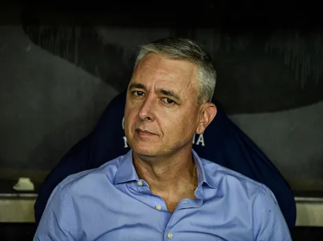 Mesmo após demitido, Botafogo tem que pagar multa para Conmebol, por causa e Tiago Nunes