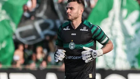 Gabriel Vasconcelos perdeu espaço no Coritiba – Foto: Robson Mafra/AGIF